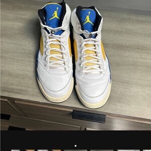 Air Jordan Sneakers - Air Jordan 5 retro+ Laney 2000